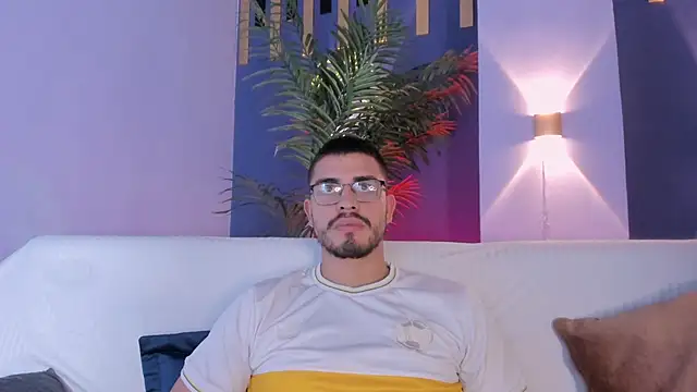 Snapshot of Jay_Grip chatting on March 18, 2026, 9:07 pm Jay Grip online show from March 18, 2026, 9:07 pm