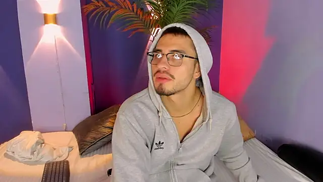 Snapshot of Jay_Grip chatting on March 20, 2026, 6:13 pm Jay Grip online show from March 20, 2026, 6:13 pm