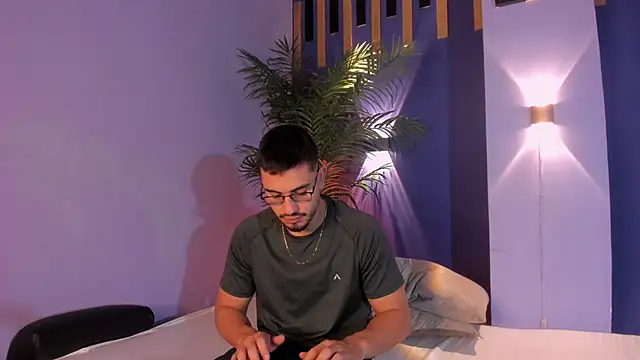 Snapshot of Jay_Grip chatting on March 30, 2026, 7:15 pm Jay Grip online show from March 30, 2026, 7:15 pm