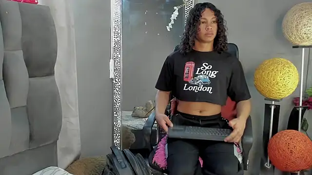 dylaans19 online show from February 20, 2026, 2:28 pm