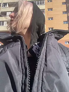 aka Blonde online show from March 30, 2026, 8:15 am