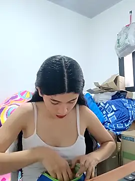 Snapshot of honeyhotgirl19 chatting on February 20, 2026, 4:18 pm honeyhotgirl19 online show from February 20, 2026, 4:18 pm