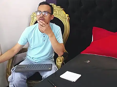 Oswalldo   online show from March 24, 2026, 11:26 am