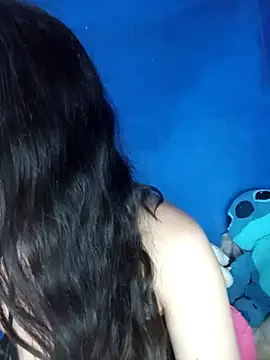 Snapshot of Megan_nica chatting on April 21, 2026, 1:42 am Megan nica online show from April 21, 2026, 1:42 am