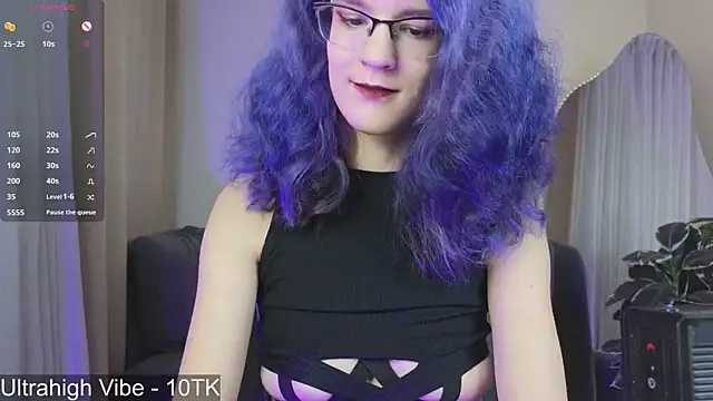 AuraLaunni online show from January 15, 2026, 8:41 am