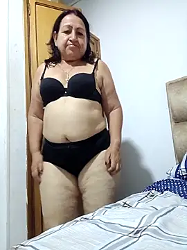 DaisyPassio online show from April 19, 2026, 1:27 am