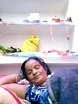 Snapshot of kiiuu_sexe chatting on February 20, 2026, 6:41 pm kiiuu sexe online show from February 20, 2026, 6:41 pm