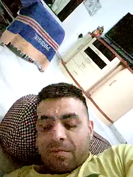 ashleellaunda7582 online show from March 6, 2026, 4:14 pm