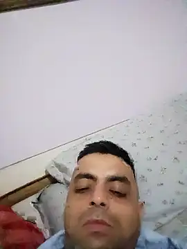 ashleellaunda7582 online show from April 4, 2026, 6:05 pm