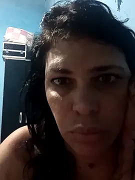 Snapshot of gaellymurlockx18 chatting on February 6, 2026, 5:01 am gaellymurlockx18 online show from February 6, 2026, 5:01 am