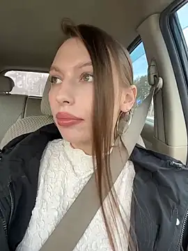 LeiaMood online show from April 13, 2026, 5:35 am