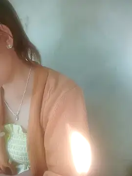Snapshot of jjennyyy chatting on May 12, 2026, 8:44 am jjennyyy online show from May 12, 2026, 8:44 am