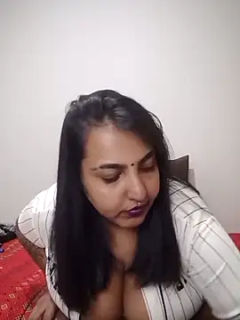 IndianBearxx online show from June 4, 2026, 6:14 pm