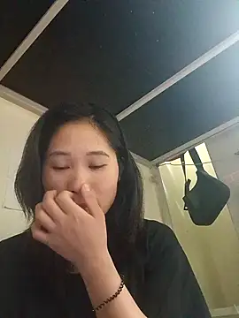 aaa sexy aaa online show from April 13, 2026, 12:10 pm