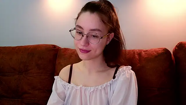 classy     online show from April 12, 2026, 10:09 am