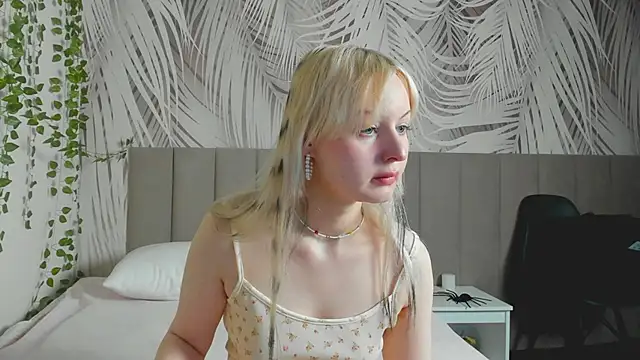 AdeleSilvy online show from February 6, 2026, 1:54 am