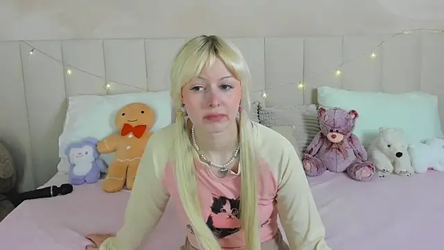 AdeleSilvy online show from June 2, 2026, 1:51 am