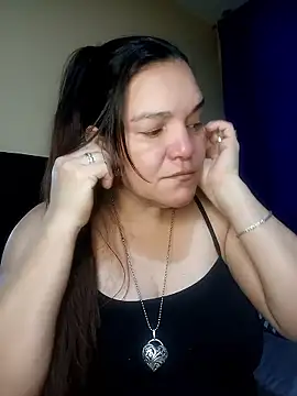 lee hot online show from January 17, 2026, 11:26 am