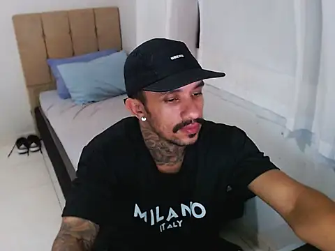 lipegonzalezz online show from February 12, 2026, 2:39 am