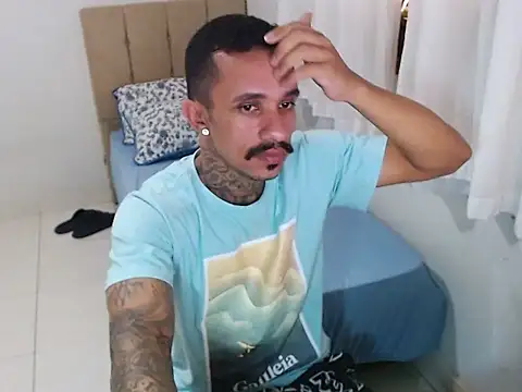 lipegonzalezz online show from February 21, 2026, 2:51 pm