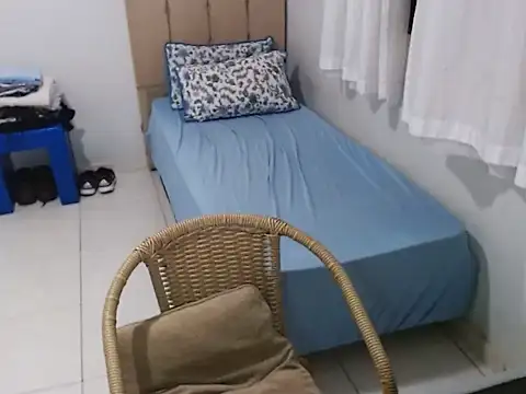 lipegonzalezz online show from March 3, 2026, 3:45 am