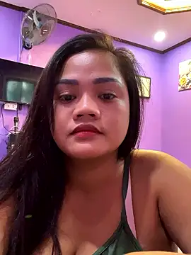 Snapshot of womanforall69 chatting on January 11, 2026, 7:24 am womanforall69 online show from January 11, 2026, 7:24 am