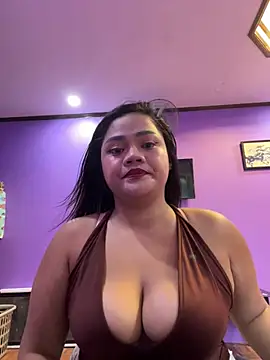 Snapshot of womanforall69 chatting on January 13, 2026, 6:29 am womanforall69 online show from January 13, 2026, 6:29 am