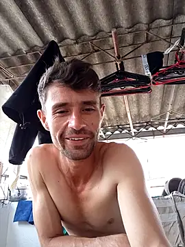 torvyHot online show from April 16, 2026, 7:47 pm