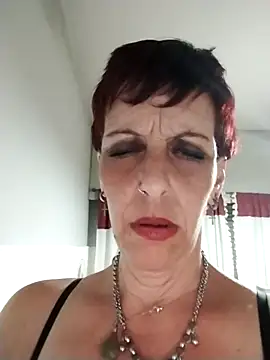 Snapshot of Juguetonafogosa5 chatting on February 11, 2026, 12:04 am Juguetonafogosa5 online show from February 11, 2026, 12:04 am