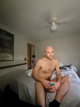 Snapshot of FrankieFuckMe chatting on March 30, 2026, 10:44 pm FrankieFuckMe online show from March 30, 2026, 10:44 pm