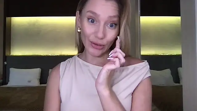 Stella muse online show from February 24, 2026, 5:27 am