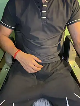 urfuckbunny online show from April 15, 2026, 6:04 pm