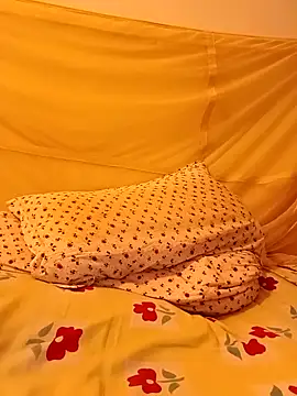 Uzieham22 online show from March 10, 2026, 4:23 pm