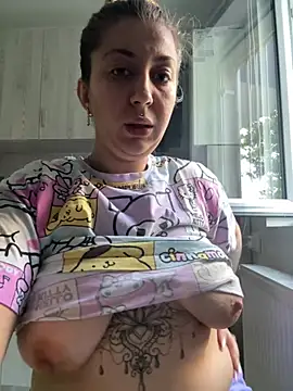 dalia0710 online show from July 28, 2026, 4:05 pm