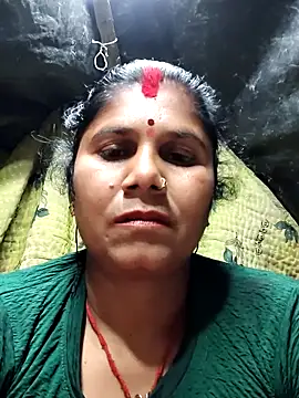 Hot di97 online show from February 19, 2026, 7:26 am