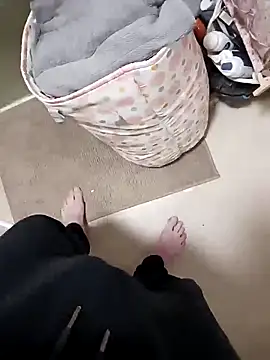 Hertsguy1984 online show from March 26, 2026, 12:50 am