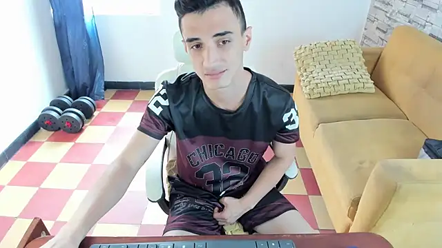 felipe colinss online show from April 4, 2026, 12:24 pm