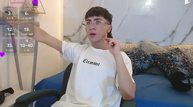 XanderGrey8 online show from March 21, 2026, 8:12 pm