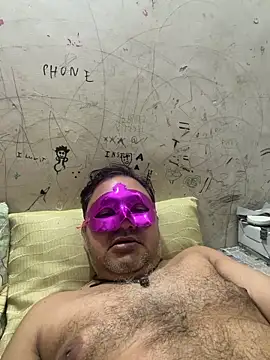 mastcopule online show from March 30, 2026, 7:59 pm