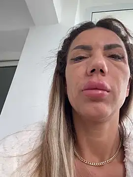 Missolevelvet online show from March 27, 2026, 10:59 am