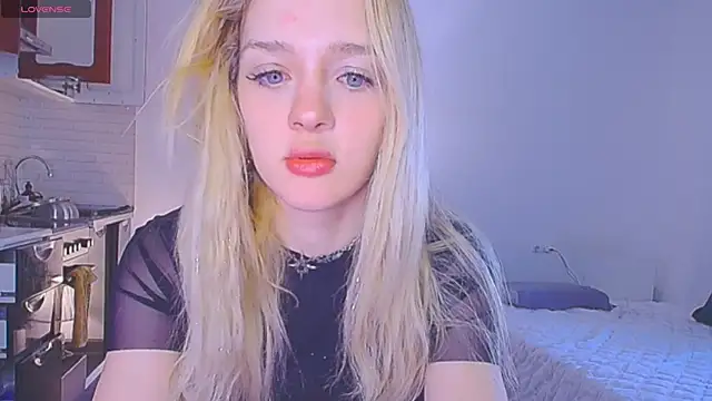 sailormoon666  online show from April 8, 2026, 4:56 am