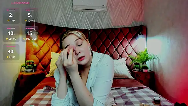 Snapshot of SusanBev chatting on February 13, 2026, 2:02 pm SusanBev online show from February 13, 2026, 2:02 pm