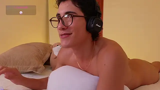 emilio rivs online show from February 25, 2026, 10:41 pm