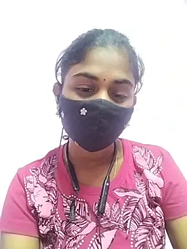 Snapshot of Tamil_Hot_RoyalQueen chatting on January 12, 2026, 6:46 pm Tamil Hot RoyalQueen online show from January 12, 2026, 6:46 pm