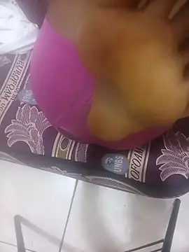 Snapshot of PatriciaVen chatting on March 21, 2026, 5:01 am PatriciaVen online show from March 21, 2026, 5:01 am