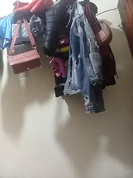 Snapshot of PatriciaVen chatting on March 27, 2026, 5:35 am PatriciaVen online show from March 27, 2026, 5:35 am