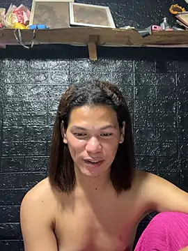 HugeAgatha online show from February 22, 2026, 9:52 am