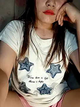 natra0033 online show from April 9, 2026, 8:09 am