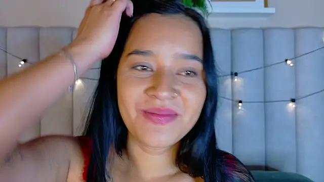 Snapshot of ChloeeMiller__ chatting on March 2, 2026, 5:08 am ChloeeMiller online show from March 2, 2026, 5:08 am