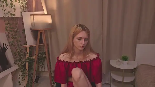 Snapshot of JuanaSumma chatting on April 4, 2026, 6:11 am JuanaSumma online show from April 4, 2026, 6:11 am